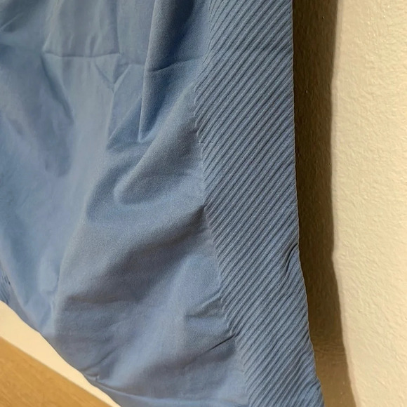 Z by Zella Blue Stretch Shirt V-Neck Athletic Ruched Short Sleeve size M - Picture 11 of 12